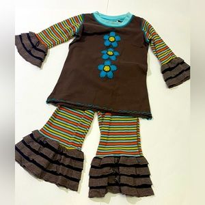 Boutique gently used chocolate swing set